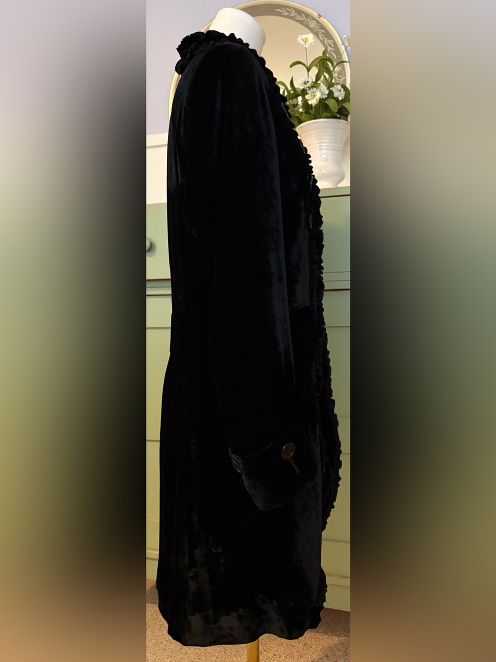 VINTAGE SCAPA Black Velvet Frock Coat Military Gothic Victorian Long Jacket(12) - Picture 11 of 16